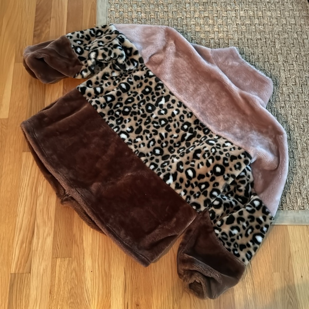 UGG Coat - Picture 4 of 4